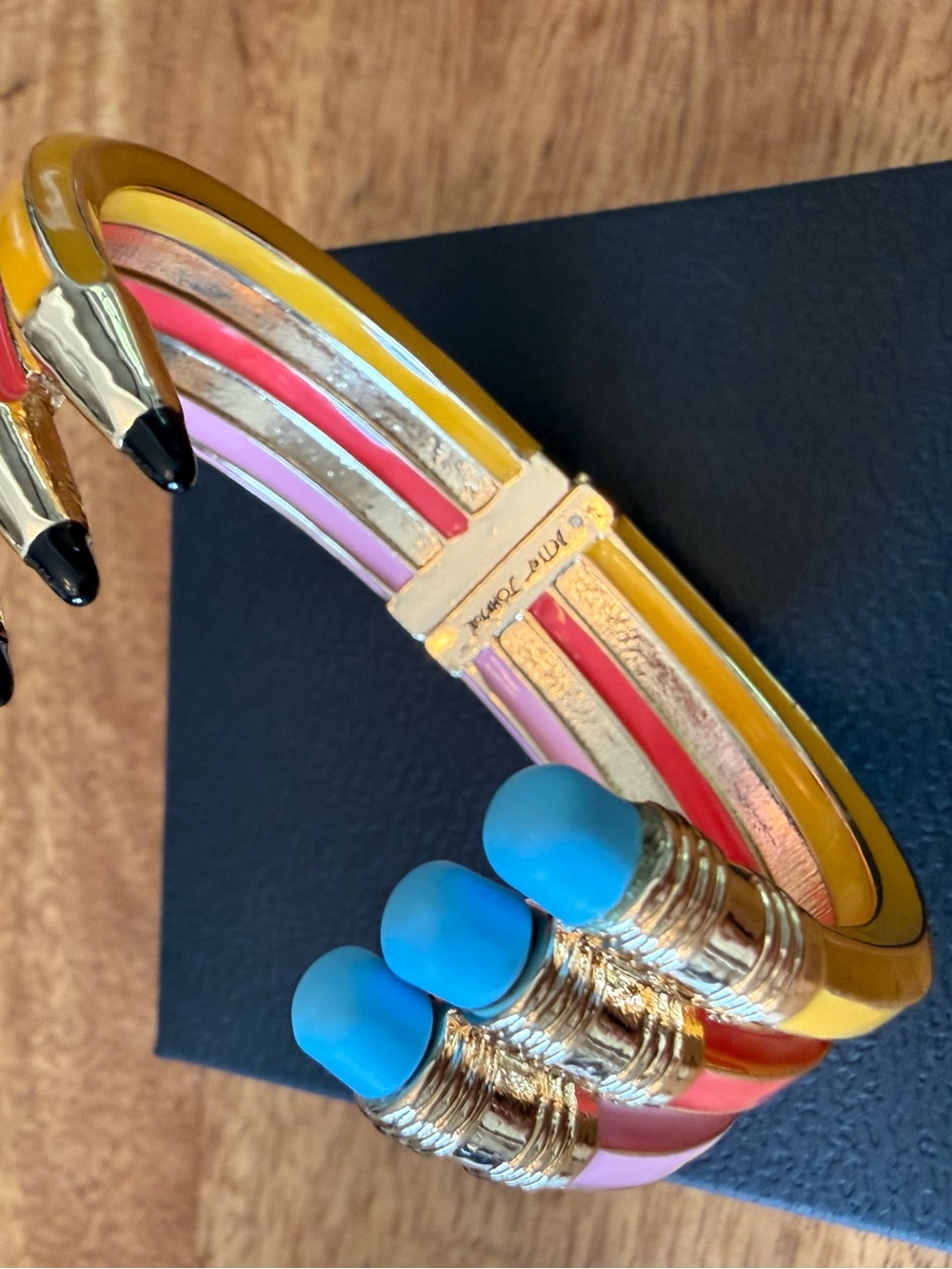 Betsy Johnson bracelet - Picture 5 of 7